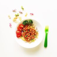 宝宝营养餐1岁番茄蔬菜肉酱蝴蝶面
