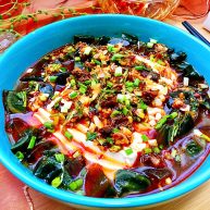 零厨艺的简单美味黑白配皮蛋拌豆腐