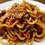 黑椒猪面肉炒乌冬