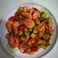鲜虾番茄炒黄瓜丁