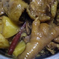 鸡肉炖土豆