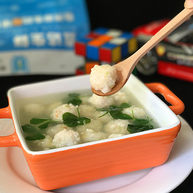 磷虾丸子苜蓿汤宝宝辅食