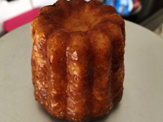 11、可露丽一一天使之铃,上色均匀，不缩腰才是完美的可露丽（喜欢深色可以适量增加点烤制的时间或换黑色朗姆酒）