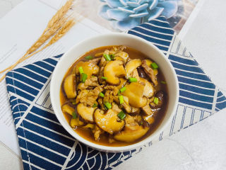 20、香菇肉片,香菇炒肉片成品图