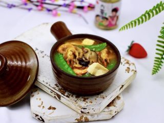 19、六鲜菌菇海鲜豆腐什锦汤,再来一张诱惑你。