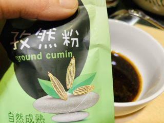 13、花蛤粉丝,孜然粉，少许；