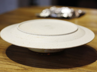 16、Pudding!焦糖布丁????,用一个盘子倒扣在布丁模具上，然后双手一个扶着盘子一个扶着布丁模具，深吸一口气后迅速反转双手（想象一下场面哈哈哈）