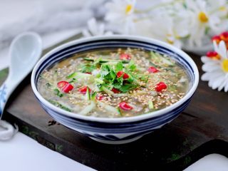 18、凉拌新鲜海蜇,你看馋了没有~