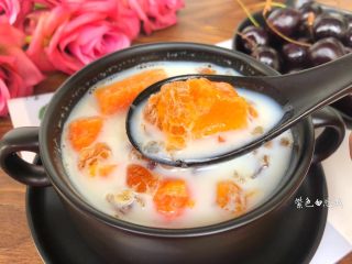 12、木瓜桃胶牛奶,超诱人对不对。