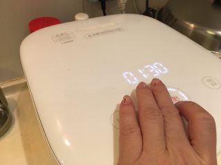 16、韩式牛尾汤-电锅版,第二次炖煮启动