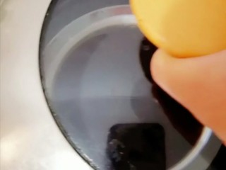 11、红糖糯米饭,盖上盖大火烧开，改中火蒸四十分钟