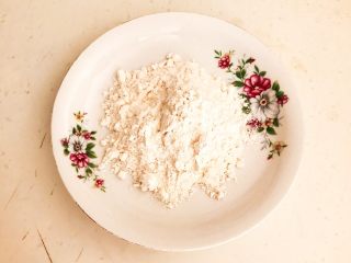 6、家常烧豆腐,普通面粉20克