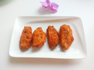16、香酥炸鸡翅,成品图。