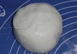 8、苦瓜汤圆,揉成糯米团