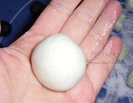 11、苦瓜汤圆,收口搓圆