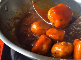 11、照烧小丸子,烧至收汁即可