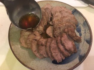 16、日式啤酒煮,淋上先前的煮汁