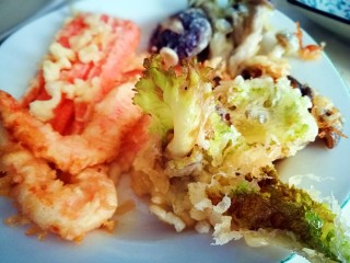 18、日式美食～什锦天妇罗,捞出控油