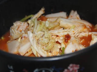 9、韩式炒年糕,加入适量的水