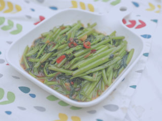 13、泰式料理的3+1种有爱做法「厨娘物语」,虾酱空心菜就完成啦，开吃吧~