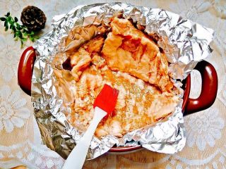 10、日式烤松板肉,刷上油和蜂蜜烤60分钟