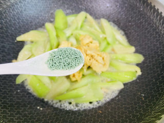 15、丝瓜炒鸡蛋,蔬之鲜调味