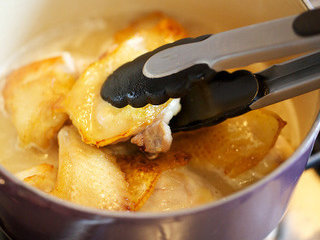 10、蔬菜鸡汤,继续加热