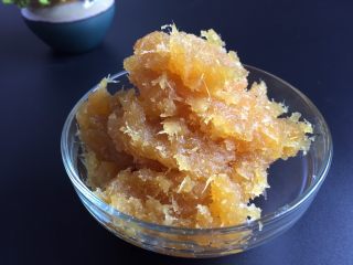 16、凤梨馅（菠萝馅）,盛出装盘，我们的凤梨馅就做好啦