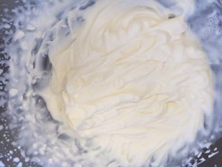 19、日式南瓜挞,打发到8.9分，不要打太硬