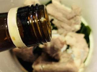 11、海带筒骨汤,加料酒；