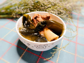 19、海带筒骨汤,海带筒骨汤完成！