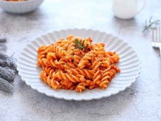 12、番茄肉酱螺旋意面,成品图