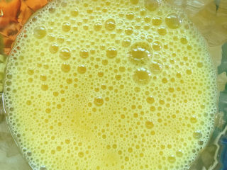 7、菠萝饭,鸡蛋打散