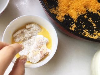 13、几乎无油的“炸”猪排,大概就是这样子的!