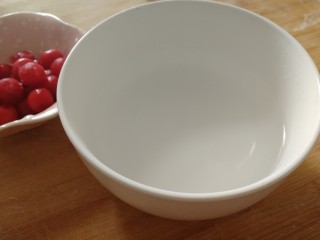 3、水果汤圆,80ml开水。