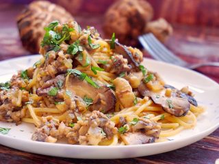 15、日式菌菇意面,近看