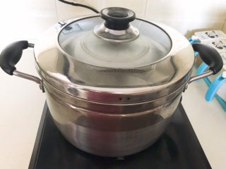 32、香菇蒸排骨,大火烧开后小火慢蒸50分钟