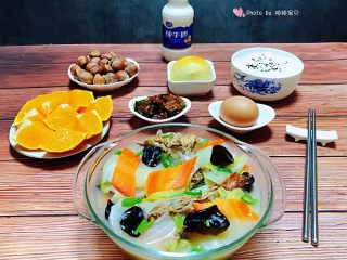 15、冬至美食+鸭架时蔬汤,美好的一天从丰盛的早餐开始