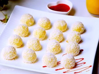 15、椰蓉芝士土豆球,成品