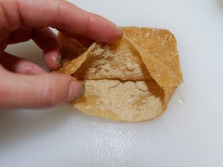 5、卡通睡帽小熊便当「13」,打开是个口袋。