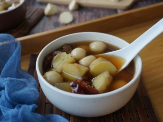 12、红薯红糖姜汁小汤圆,现在这个季节吃正好，吃完整个身体暖暖的。