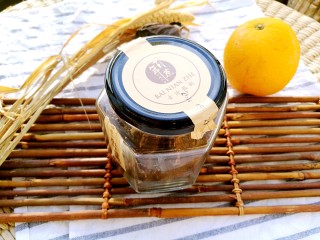 7、手作姜饼 冬至补阳去湿,红糖用温水溶化。古法粗制红糖，比精制红糖保留更多铁等矿物质，补铁去寒淤。