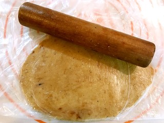 10、手作姜饼 冬至补阳去湿,擀成面饼，入冰箱冷冻一小时