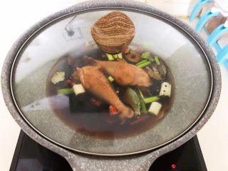 16、蜜汁鸡腿,大火烧开后小火慢烧30分钟