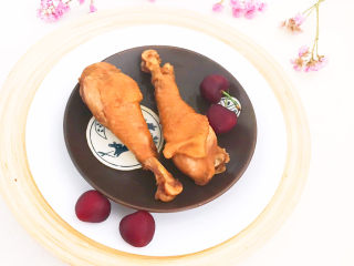 19、蜜汁鸡腿,蜜汁鸡腿香甜适宜，香而不腻，非常美味~