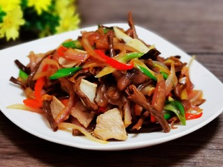 21、干锅茶树菇,成品图