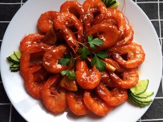 12、泰式甜辣虾,装盘