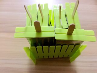 14、雪糕????????????……炎炎夏日带来阵阵清爽,插入雪糕棍