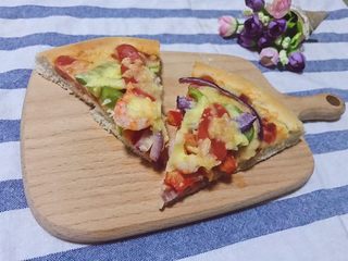 20、火腿虾仁披萨,切下一块享用吧（｡ӧ◡ӧ｡）