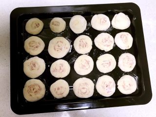 21、火腿发面饼,二次饧发好的饼坯